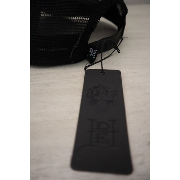 Ed Hardy Men's O/S Black Embroidered Tiger Head Mesh Snapback Trucker Hat - Picture 5 of 10